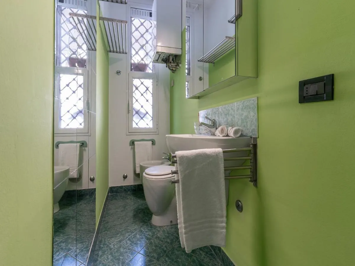 The Best Rent - One Bedroom Apartment Near Bosco Verticale Milan