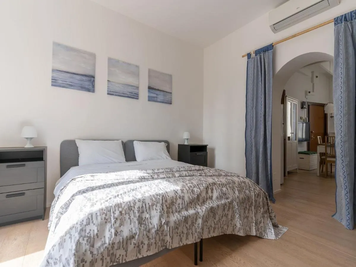 The Best Rent - One Bedroom Apartment Near Bosco Verticale Milan