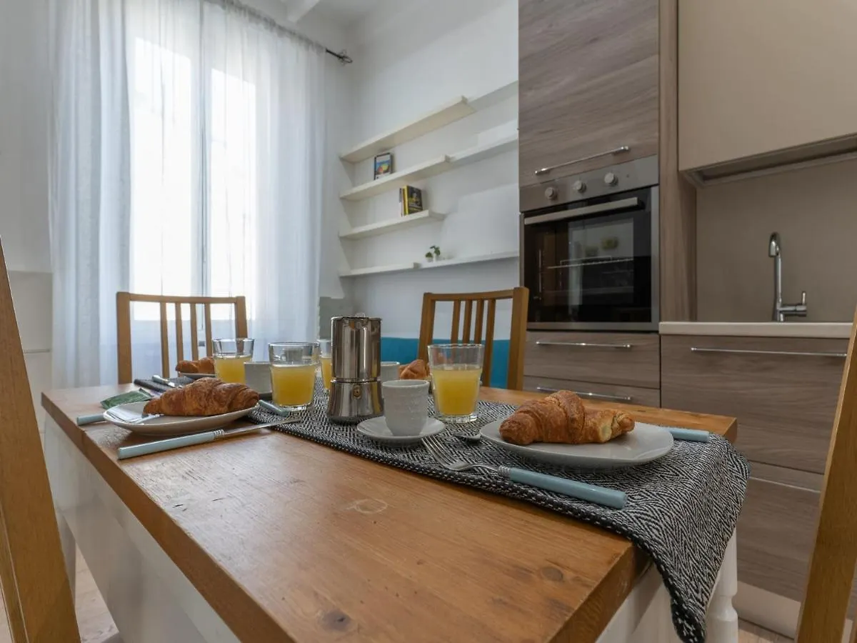 The Best Rent - One Bedroom Apartment Near Bosco Verticale Milan